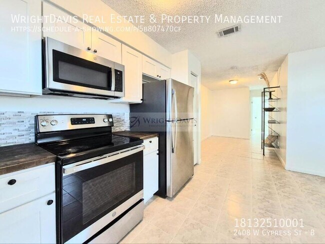 Building Photo - 2408 W Cypress St