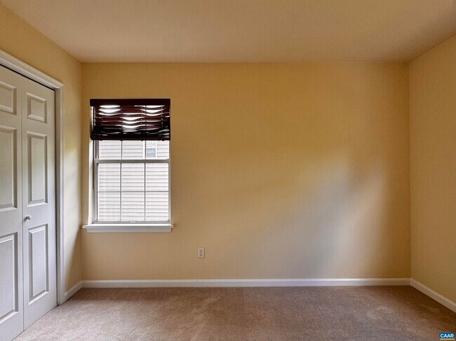 Building Photo - 4644 Briarwood Dr