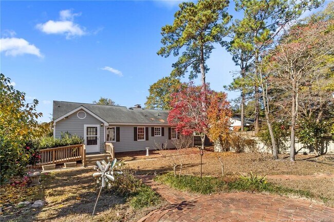 Building Photo - 315 Fairfield Rd