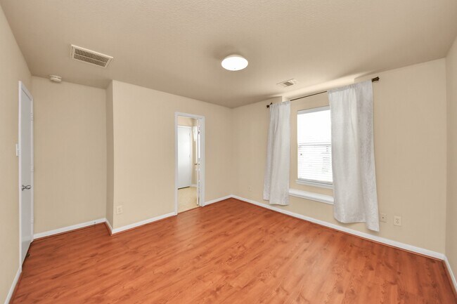 Building Photo - 8106 Montague Manor Ln