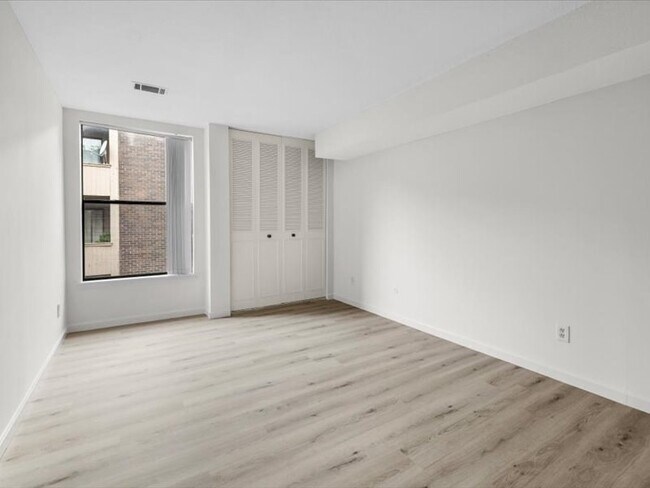 Building Photo - 38 Shrewsbury Green Dr