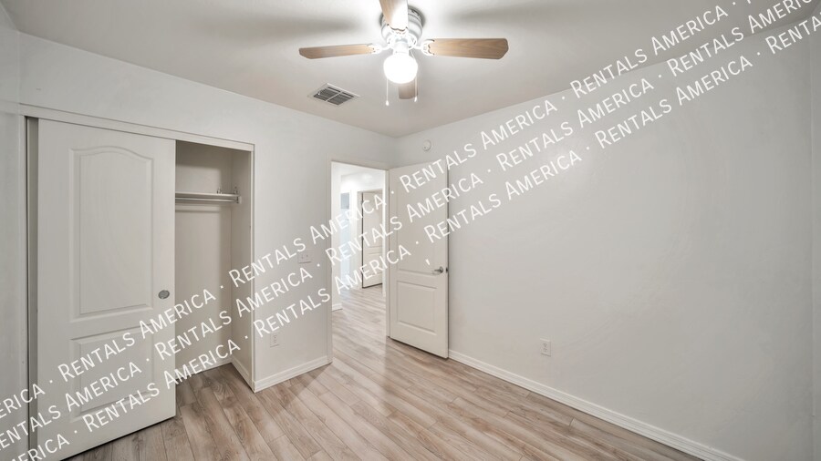 Building Photo - 1112 W Vuelta Las Verdolagas