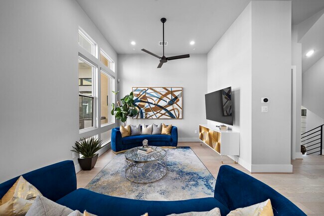 Building Photo - 3513 Hutchins St