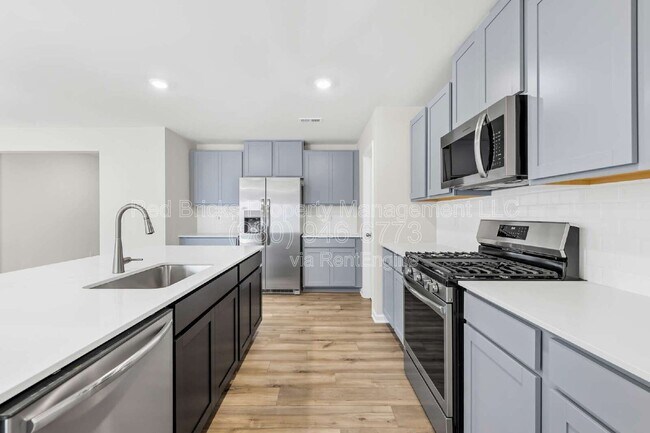 Building Photo - 15126 Windy Plns Rd