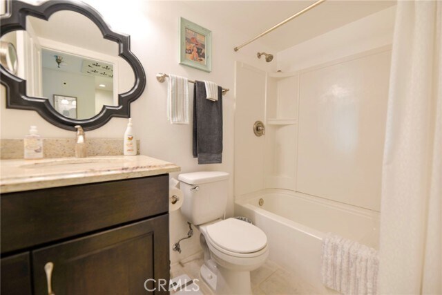 Building Photo - 3830 Avenida Del Presidente