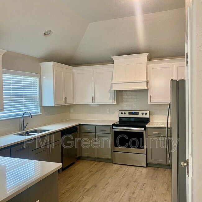 Building Photo - 21025 E 40th Pl S