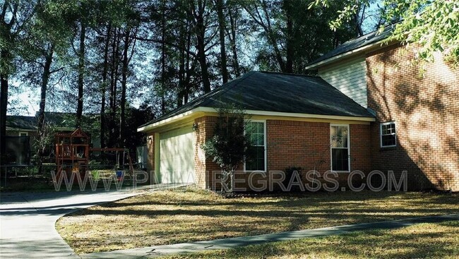 Building Photo - 110 Chapelwood Dr