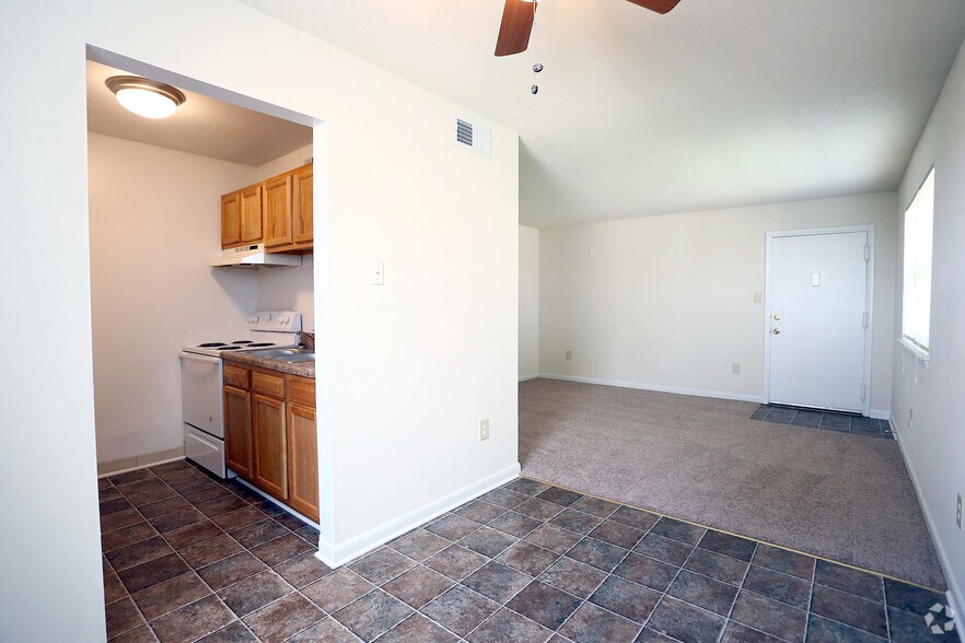 John Abbitt Apartments 3605 Kecoughtan Rd Hampton VA 23661