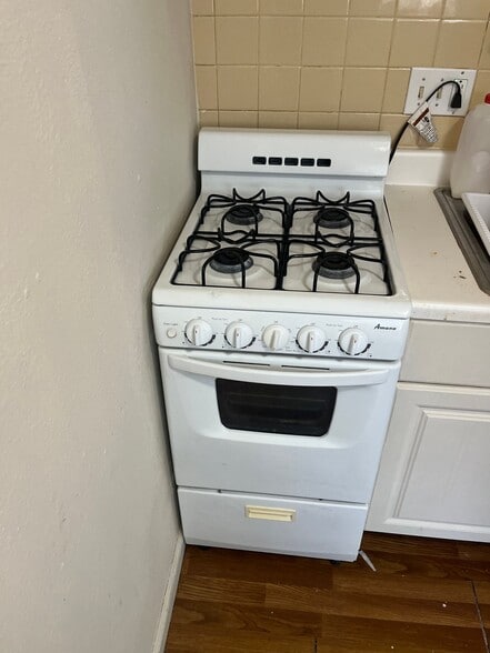 Building Photo - 2520 Telegraph Rd