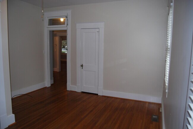 Building Photo - 2809 Lombardy Ct