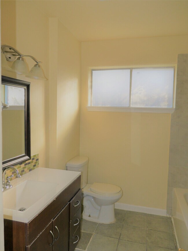 Building Photo - 11823 Carvel Ln