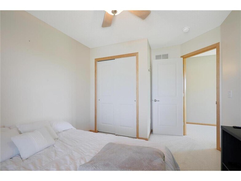 Building Photo - 15225 Fanning Dr N