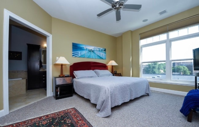 Building Photo - 17 Chapel St