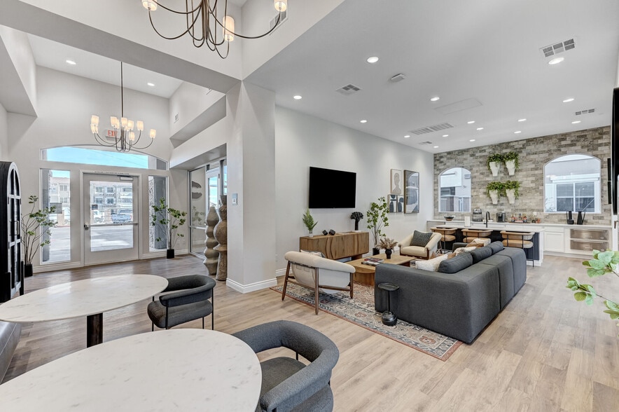 Building Photo - Prosper 89