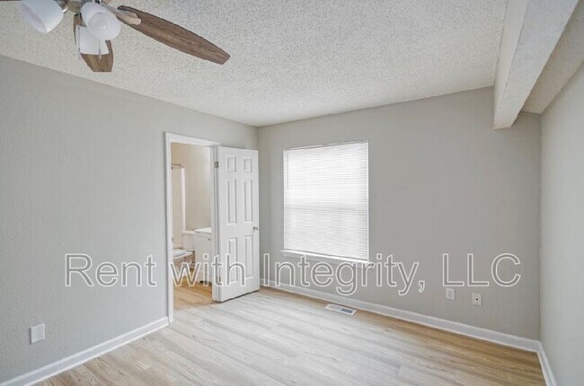Building Photo - 3385 Tansey Ct