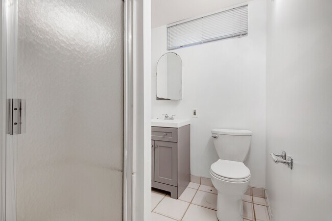 Building Photo - 2705 24th St NE