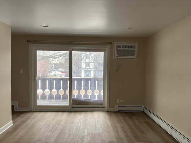 Building Photo - 17 Parkside Ct