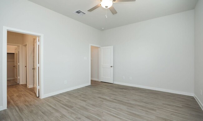 Building Photo - 21119 Armstrong County Dr