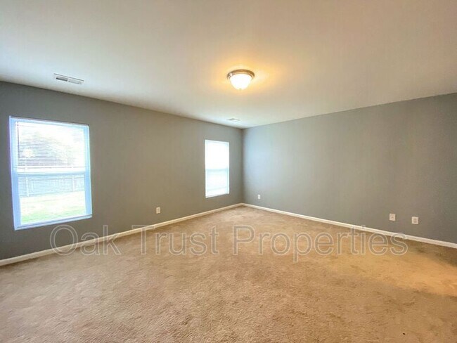 Building Photo - 410 Vinicio Dr