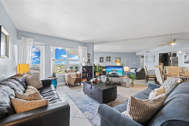 Building Photo - 3700 Galt Ocean Dr