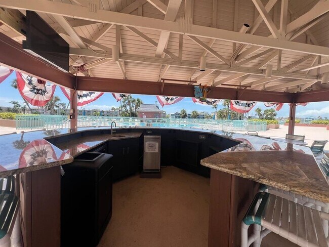 1 Key Capri 1 Key Capri Treasure - 1 Key Capri Treasure Island Fl Building Photo 