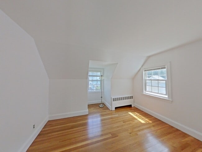 Building Photo - 23 N Bowditch St