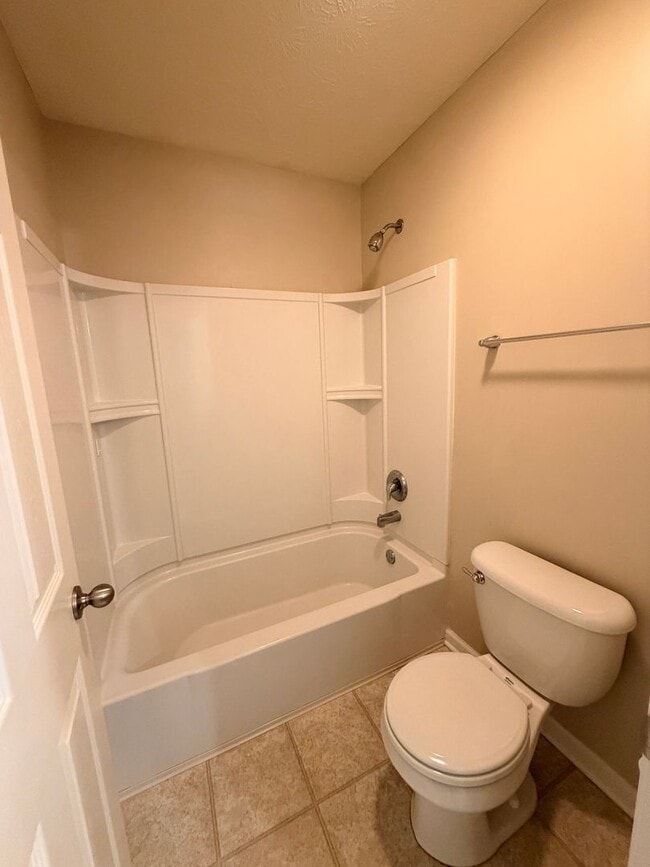 Building Photo - 1883 Creekstone Dr
