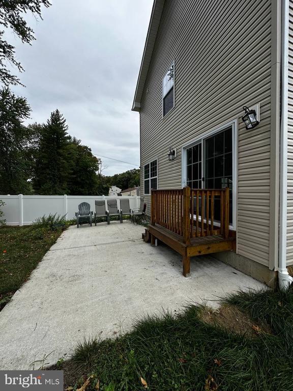 Building Photo - 29 Hilltop Rd