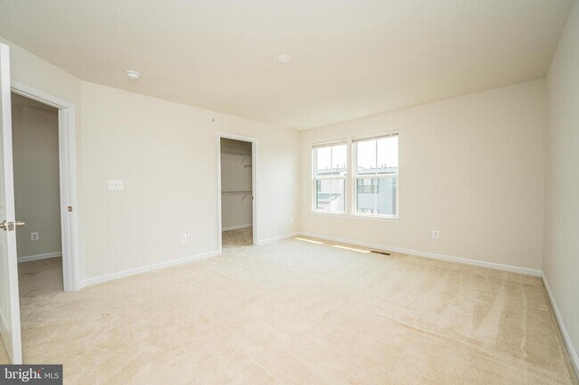 Building Photo - 22322 Tees Ter