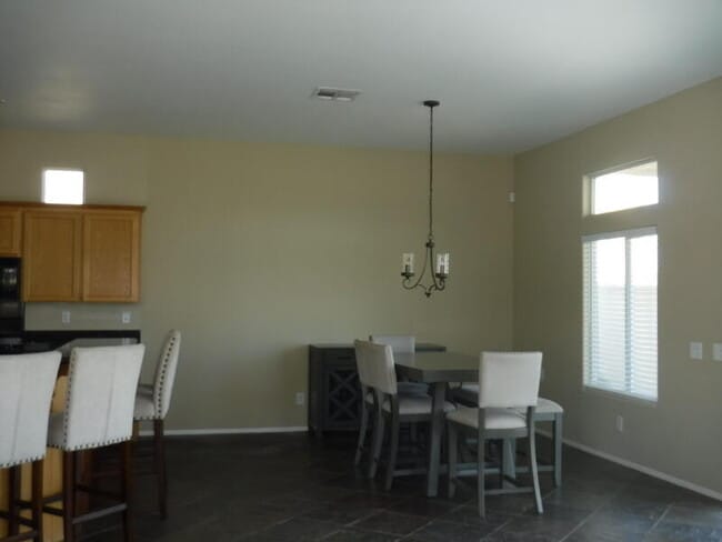 Building Photo - 82698 Odlum Dr