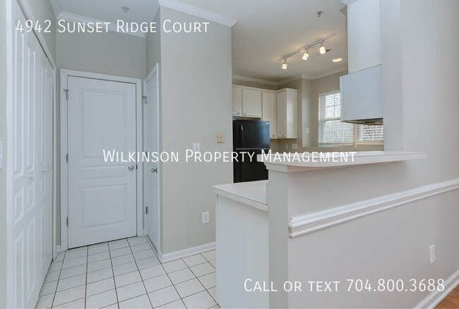 Building Photo - 4942 Sunset Ridge Ct