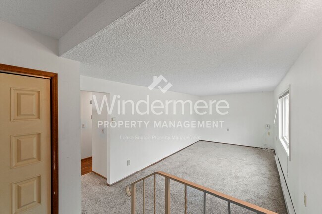 Building Photo - Freshly Updated 2 Bed 1 Bath Spokane Valley property with detached garage / Shop