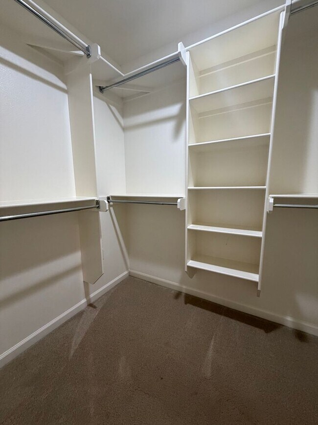 Building Photo - 1101 Silverwood Cove