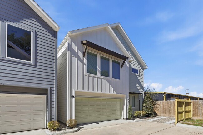 Building Photo - 9 Wellford St