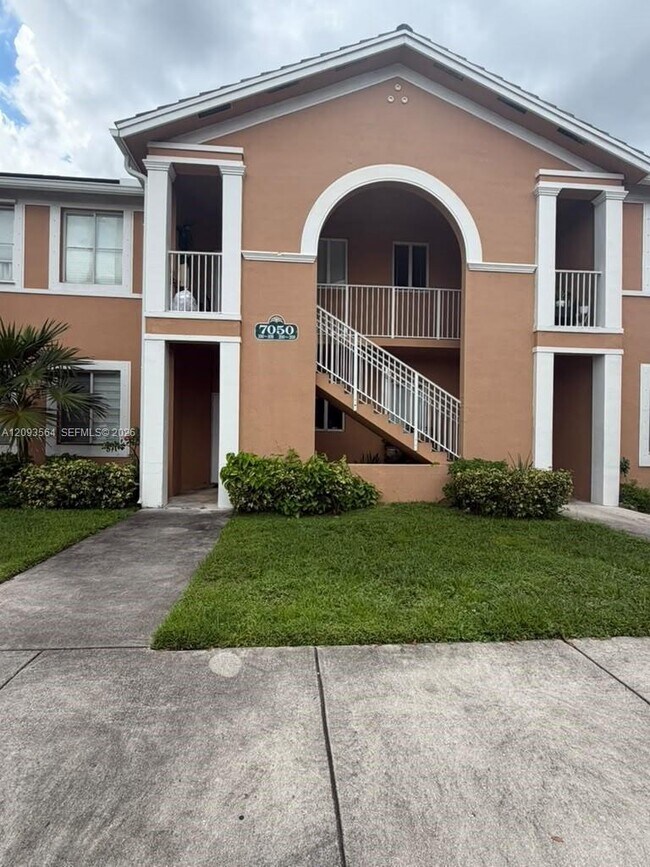 Building Photo - 7050 NW 177th St