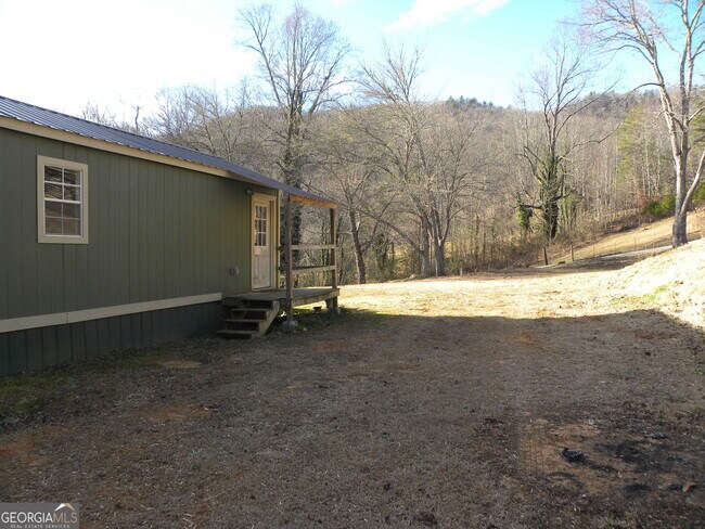 Building Photo - 105 WZ