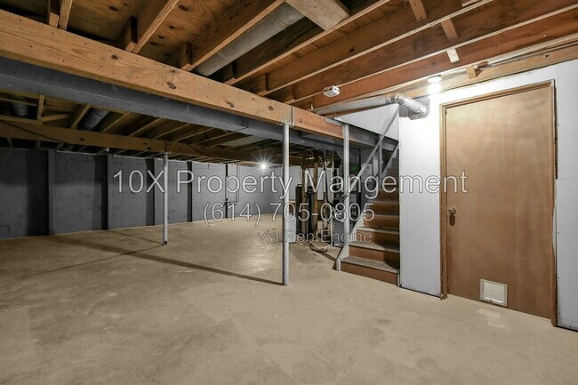 Building Photo - 6484 Lanercost Rd