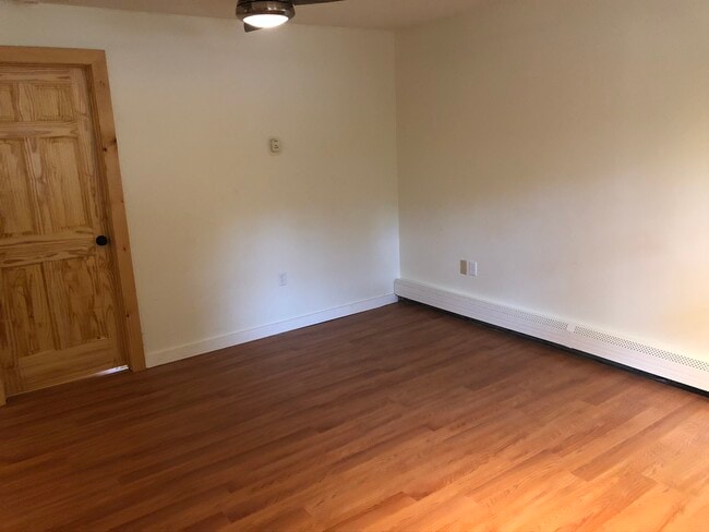 Building Photo - Zenith Apartments, LLC