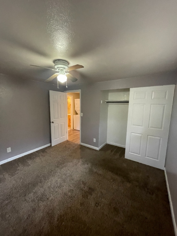 Building Photo - 1075 Winona Dr