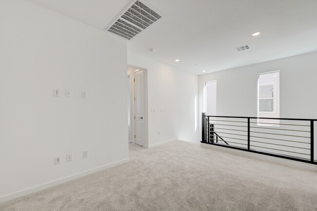 Building Photo - 1533 Melodic Lark Dr