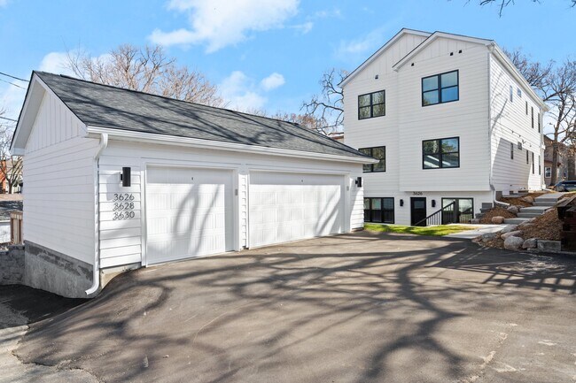 Building Photo - 3628 Colfax Ave S