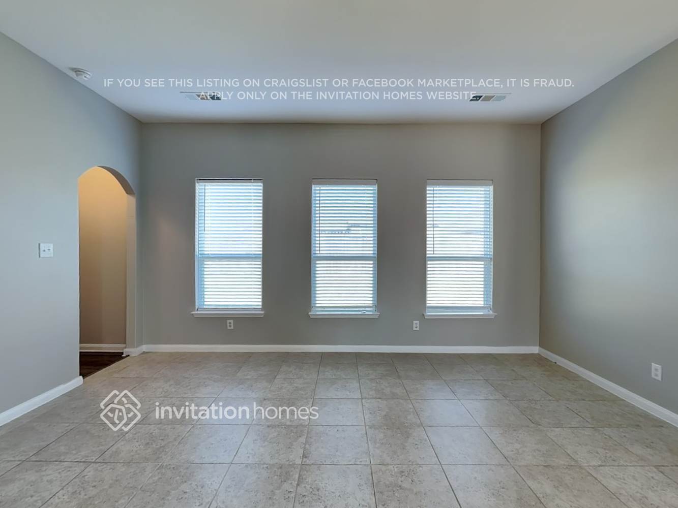 Building Photo - 529 Meadow Springs Dr