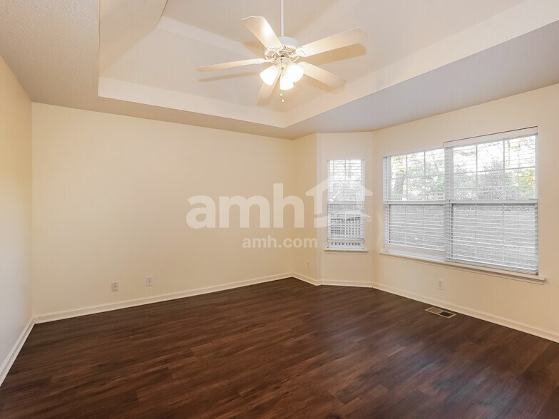 Building Photo - 3823 Angelise Ln