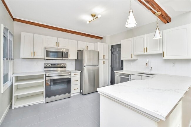 Building Photo - 21 Park St