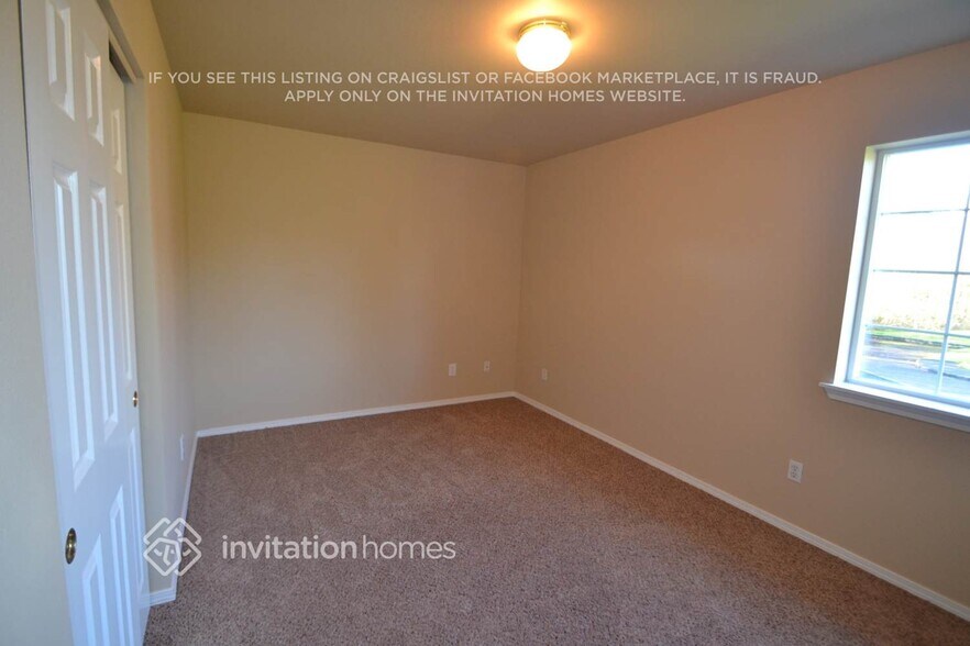 Building Photo - 3010 46th St Ct NE