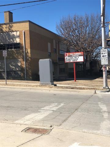 Building Photo - 2923 Azle Ave