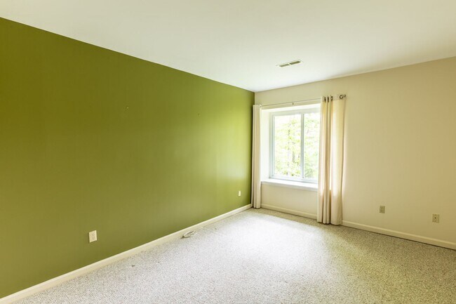 Building Photo - 1476 Gray Stone Court - Millcreek