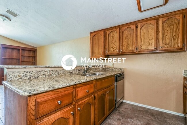 Building Photo - 1306 SW 95th St