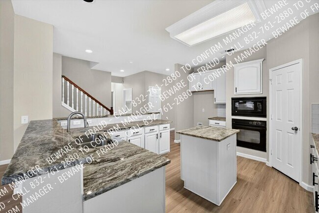 Building Photo - 11472 Blackhawk Dr