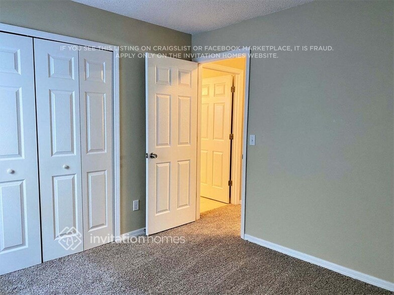 Building Photo - 10500 Petaloma Dr